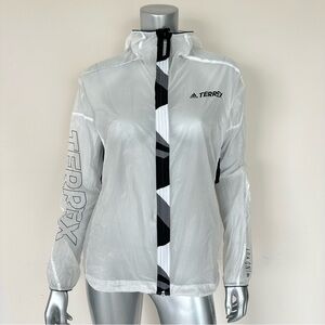 NEW!!! Adidas Terrex windbreaker jacket size S